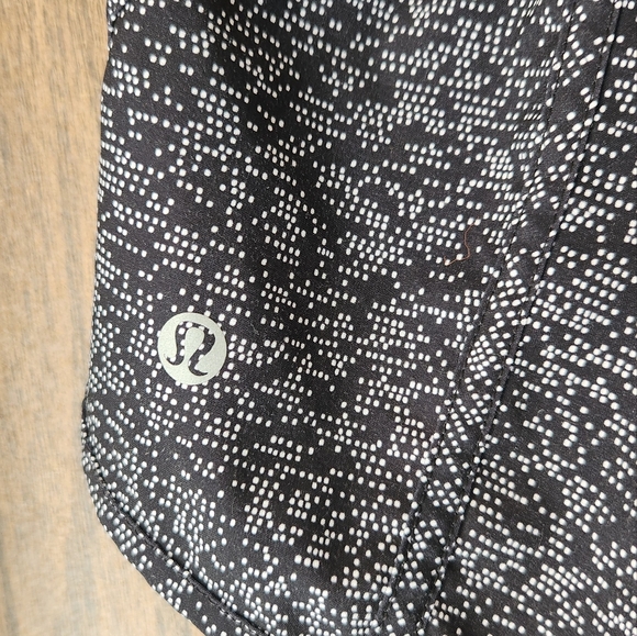 Lululemon Athletic Shorts - Picture 4 of 5